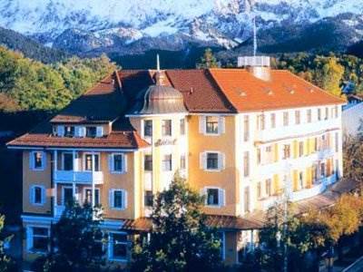 Vier Jahreszeiten Hotel