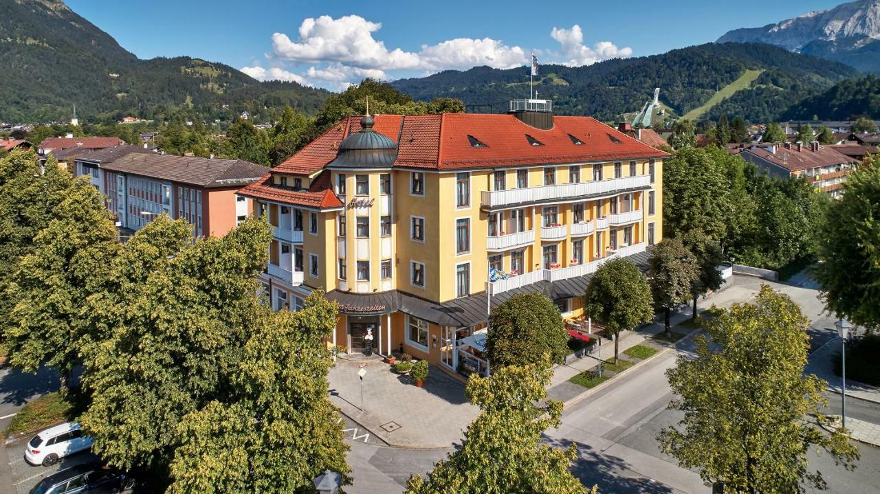 Vier Jahreszeiten Hotel